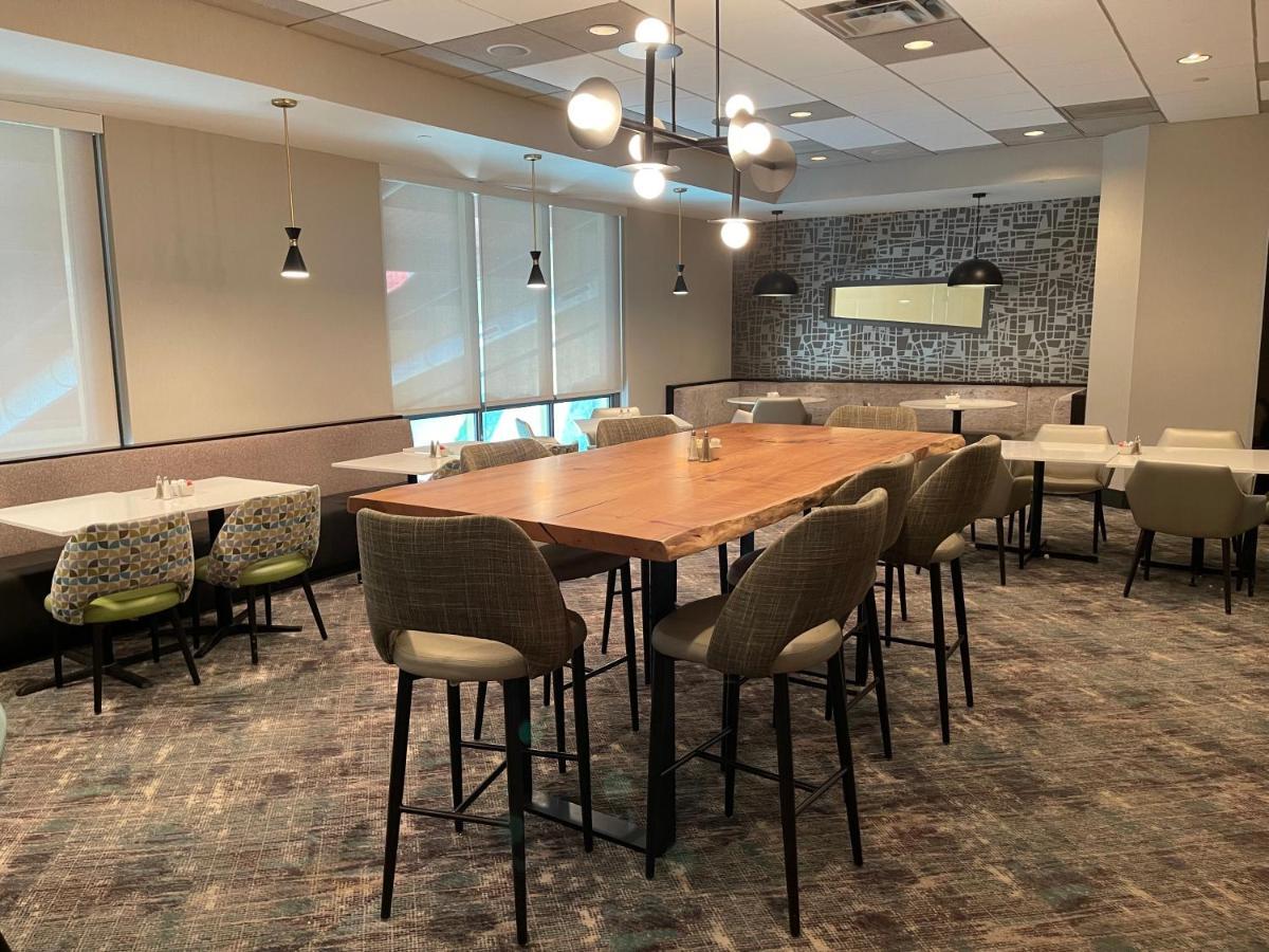 Holiday Inn Martinsburg By Ihg Eksteriør billede