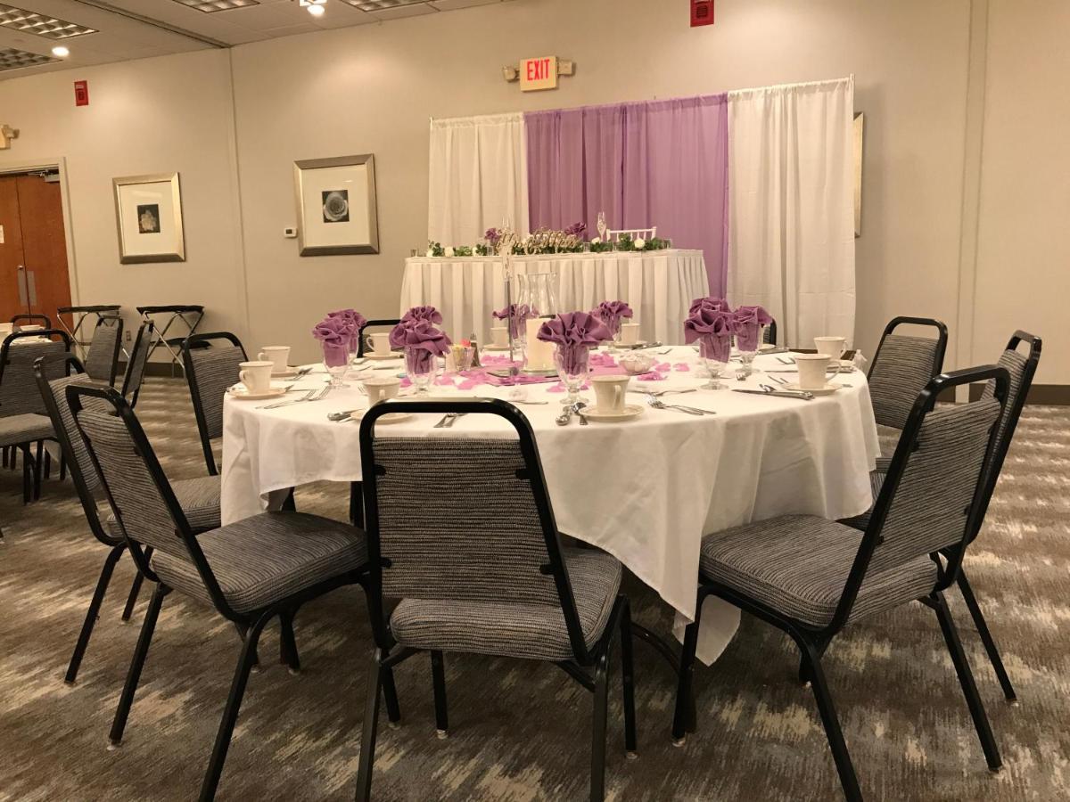 Holiday Inn Martinsburg By Ihg Eksteriør billede