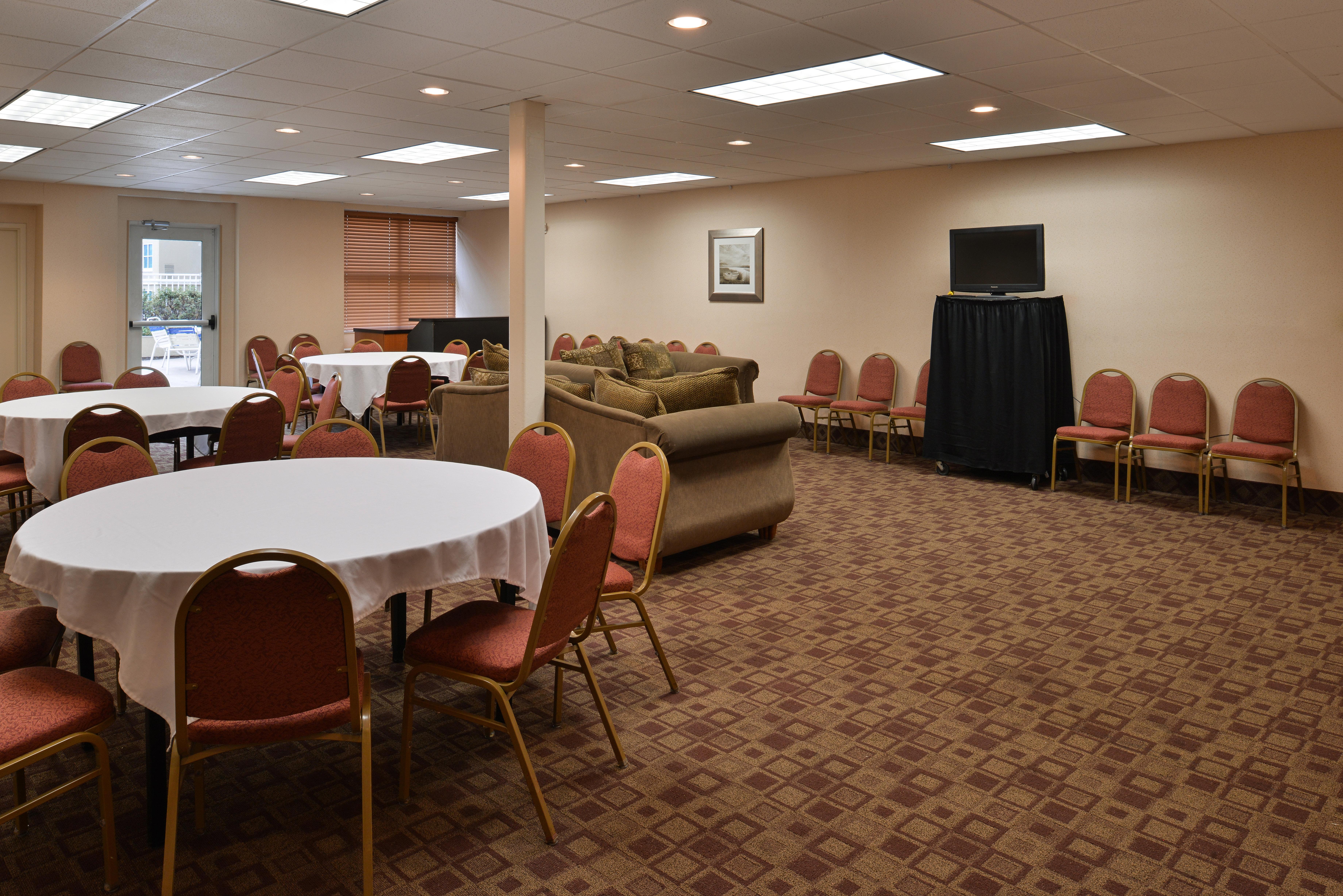 Holiday Inn Martinsburg By Ihg Eksteriør billede