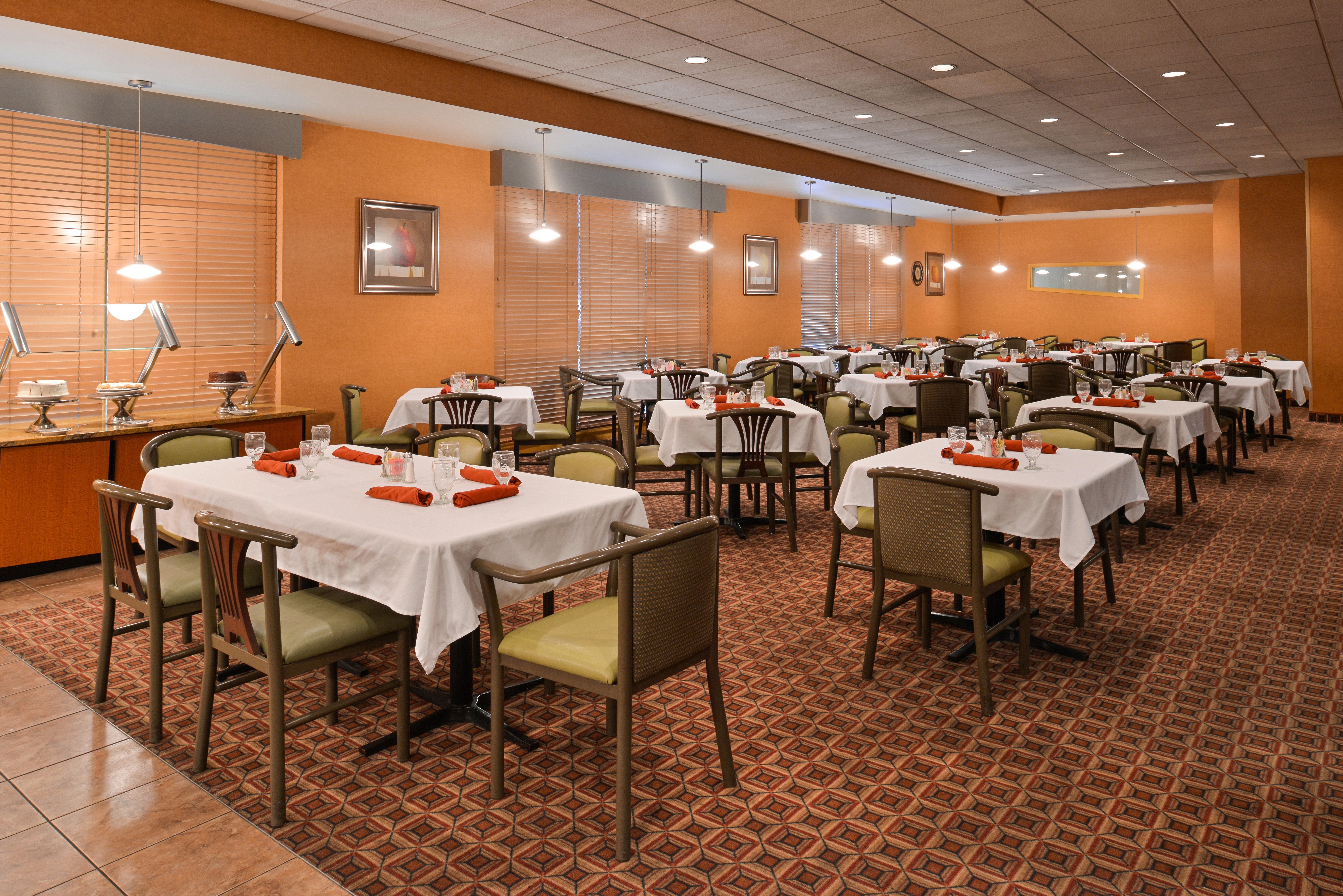 Holiday Inn Martinsburg By Ihg Eksteriør billede