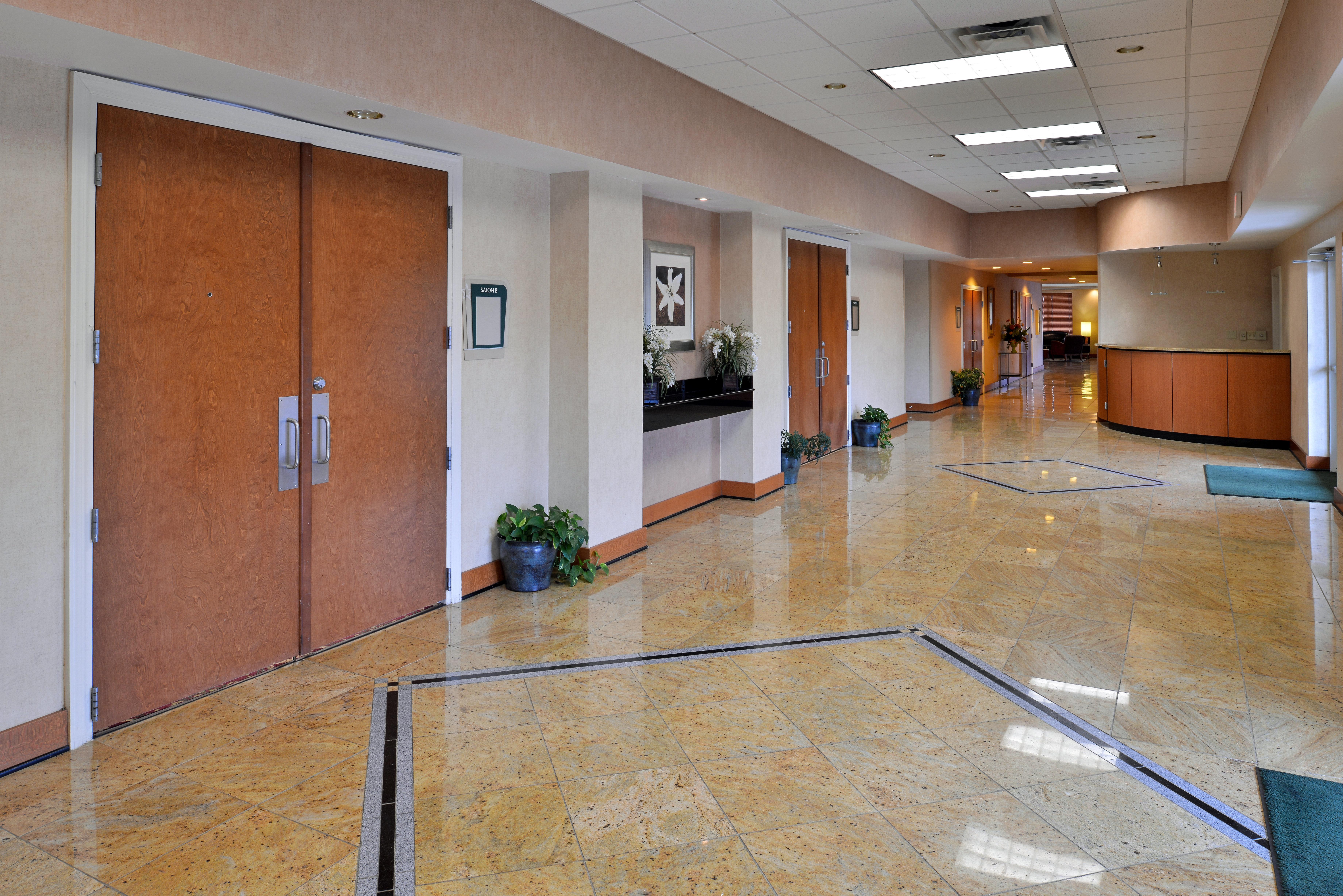 Holiday Inn Martinsburg By Ihg Eksteriør billede