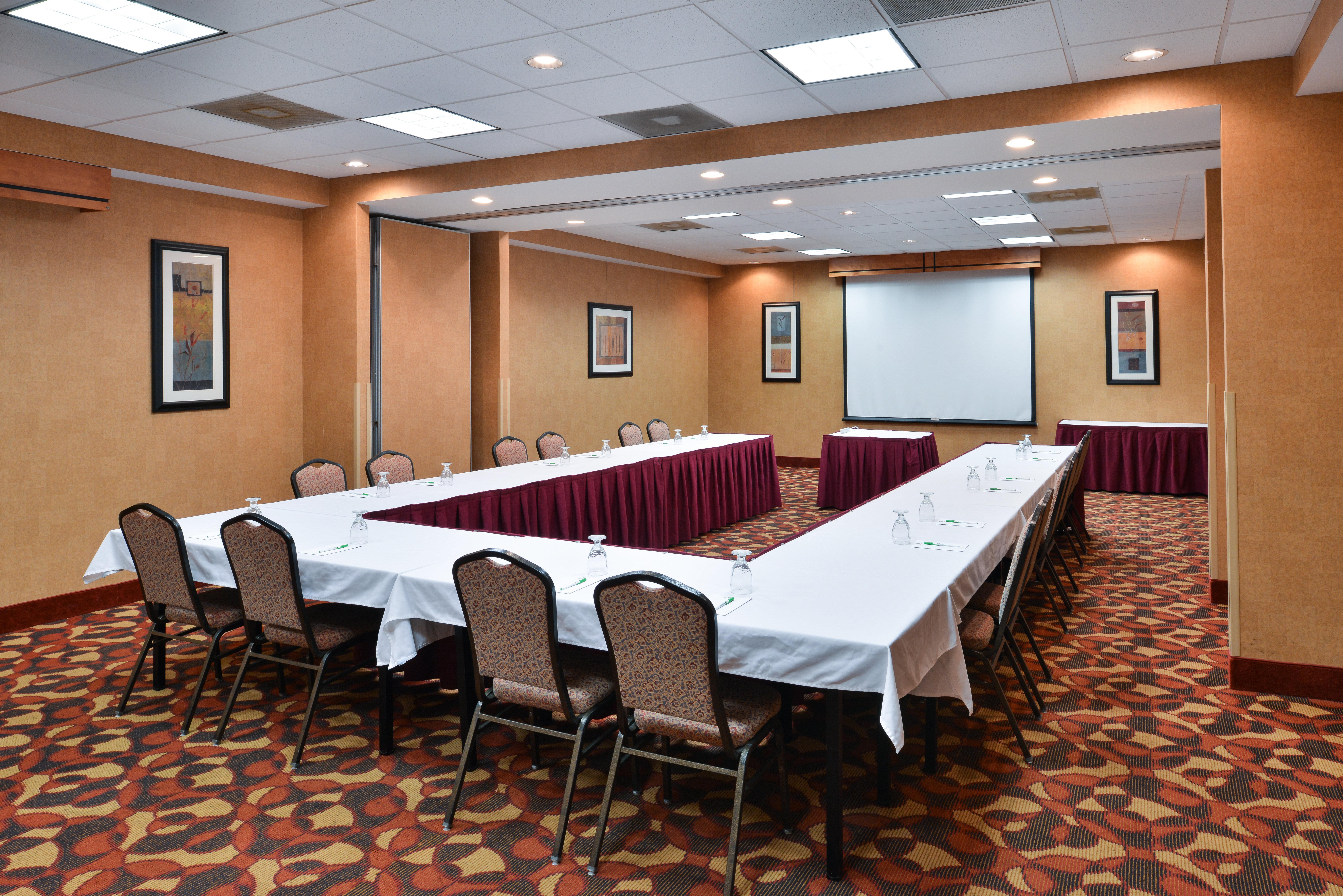 Holiday Inn Martinsburg By Ihg Eksteriør billede